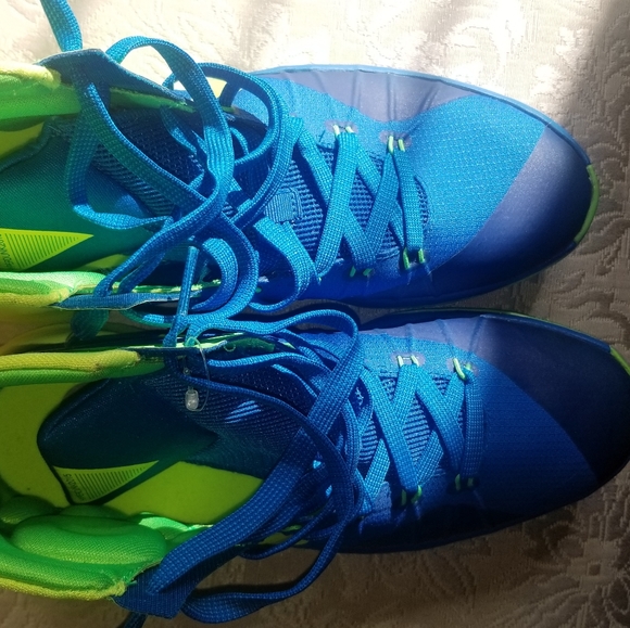 2015 Hyperdunk - Picture 4 of 4